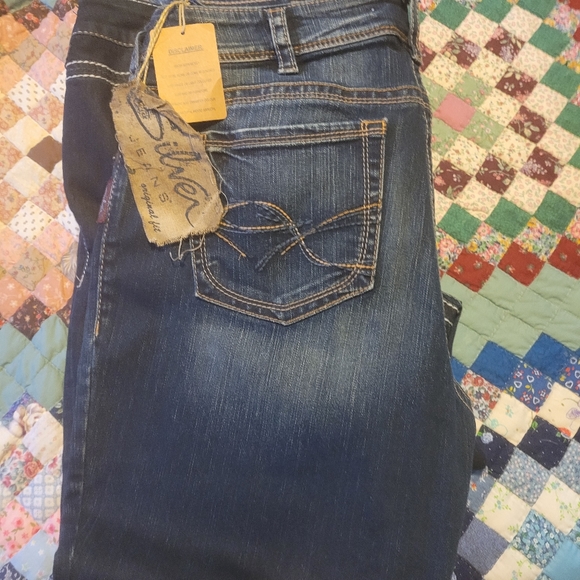 Silver jeans - Picture 11 of 11